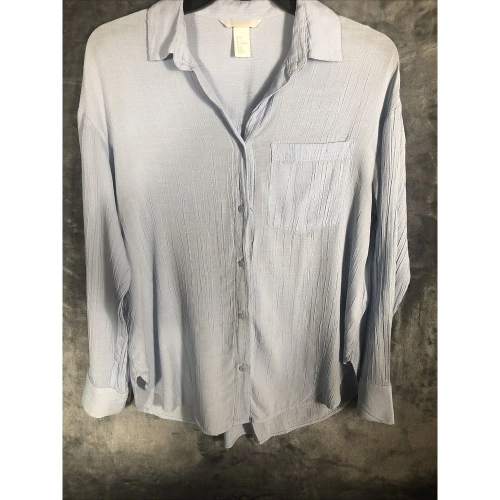 H&M Shirt Button Down Women’s Long Sleeve Light Blue Blouse Adult Size 2  40-42 - Picture 6 of 14